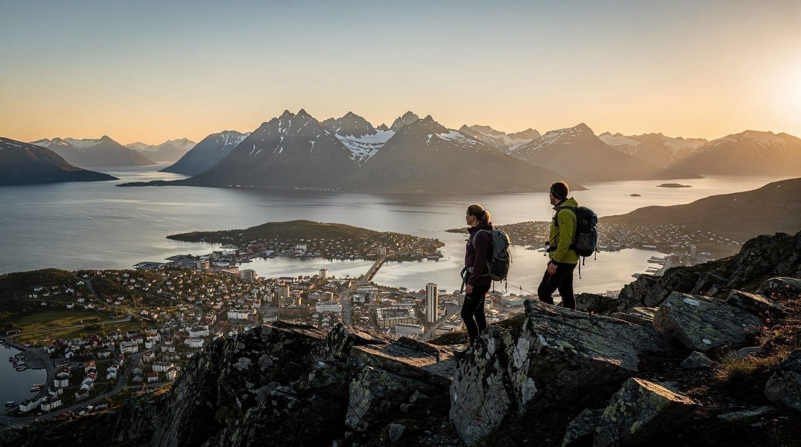 Best midnight sun hikes in Tromsø — routes ranked by access and views — The best hikes for experiencing the midnight sun in Tromsø ranked by accessibili