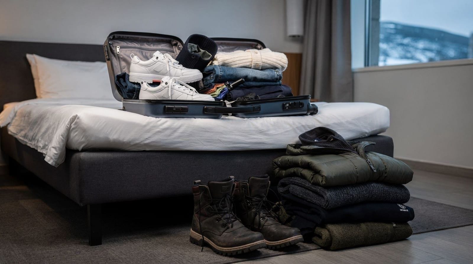 Packing mistakes for Tromsø — what not to bring and what you'll regret leaving behind — The most common packing mistakes for Tromsø in 2026. Wrong boots, cotton base la